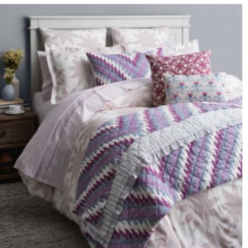 John Robshaw Luxury King‎ Quilt Lavender Purple White Chevron Cotton Made India